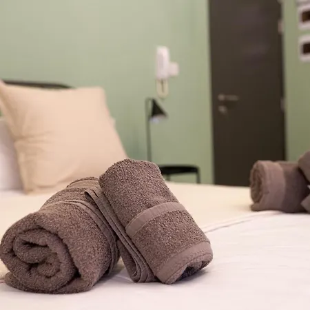 Three Cities 招待所