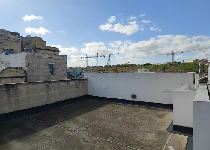 Pensión Three Cities